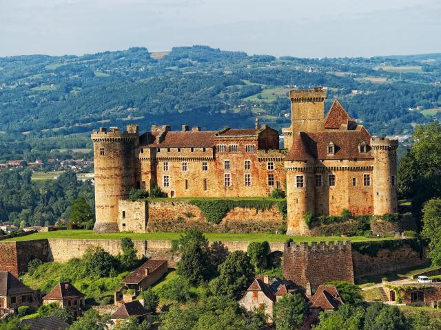 gites proche chateau castelneau bretenoux